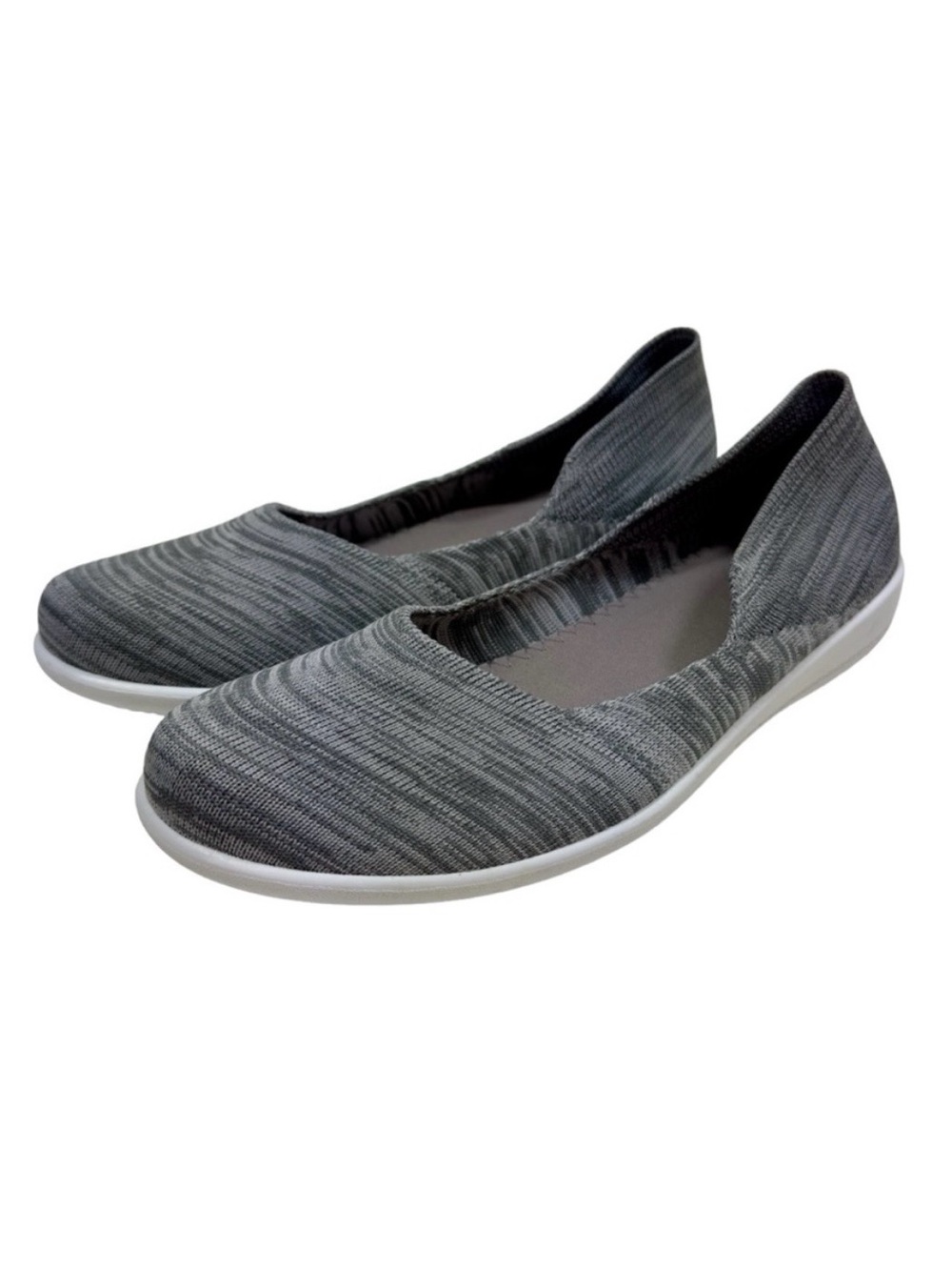 Women’s Comfort Casual Light Grey Mesh Knit Slip On Size 11